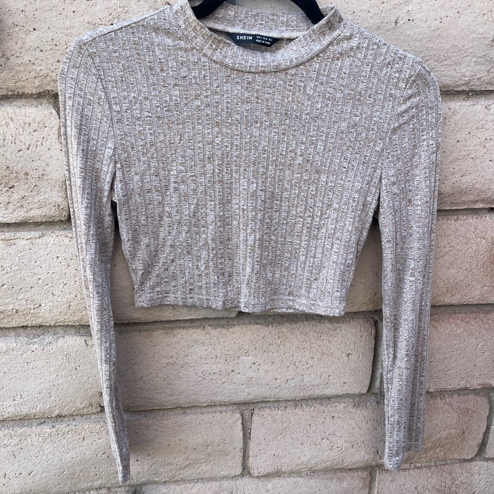 Cropped long sleeve